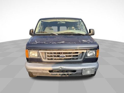 Used 2006 Ford E-150 and Econoline 150 RWD image 2