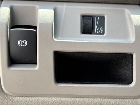 Used 2014 Cadillac CTS Luxury RWD image 11