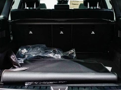 New 2025 Mercedes-Benz EQB 300 4MATIC image 26