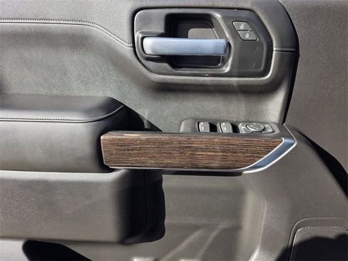 Used 2020 GMC Sierra 1500 Elevation w/ Elevation Value Package image 15