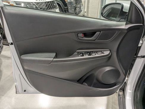 Used 2019 Hyundai Kona SEL image 19
