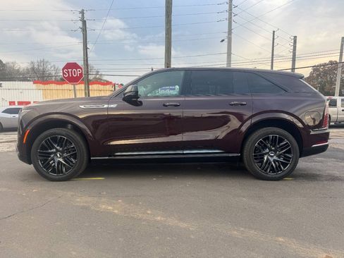 Used 2025 Cadillac Escalade IQ Sport 1 AWD/4WD image 3