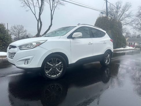 Used 2014 Hyundai Tucson SE image 4