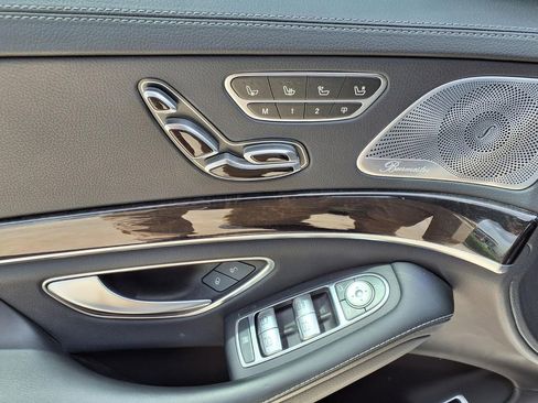Used 2019 Mercedes-Benz S 63 AMG S 4MATIC Sedan image 26