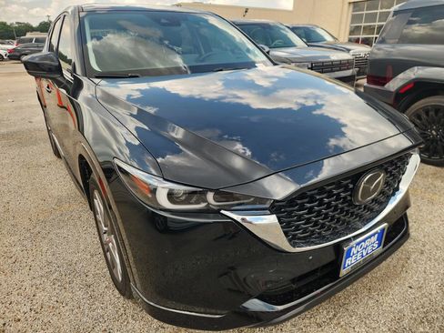 Used 2025 MAZDA CX-5 AWD 2.5 S w/ Premium Plus Pkg image 2