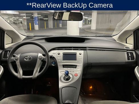 Used 2015 Toyota Prius Four image 7