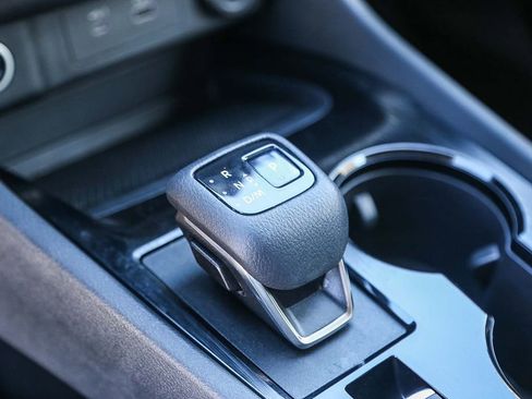 Used 2021 Nissan Rogue SV image 23