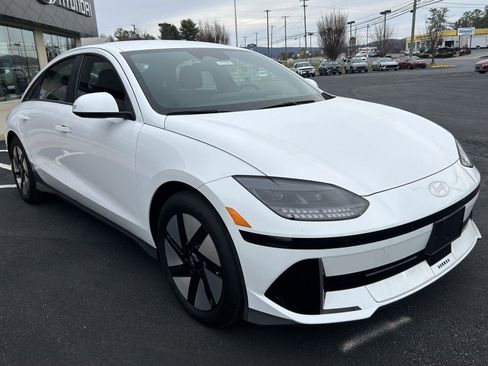 Certified 2023 Hyundai Ioniq 6 SE image 10