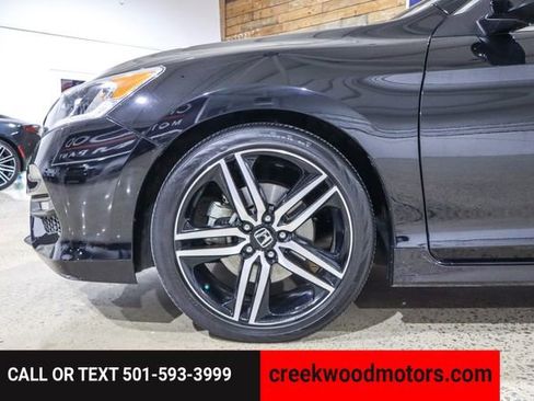 Used 2017 Honda Accord Sport Special Edition image 34