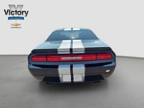 Used 2014 Dodge Challenger SXT Plus RWD image 6