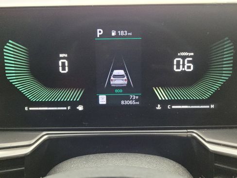 Used 2024 Kia Sorento S w/ Panoramic Sunroof Package FWD image 23