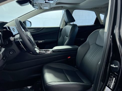 Used 2025 Lexus NX 250 FWD w/ Accessory Package (2T) image 12