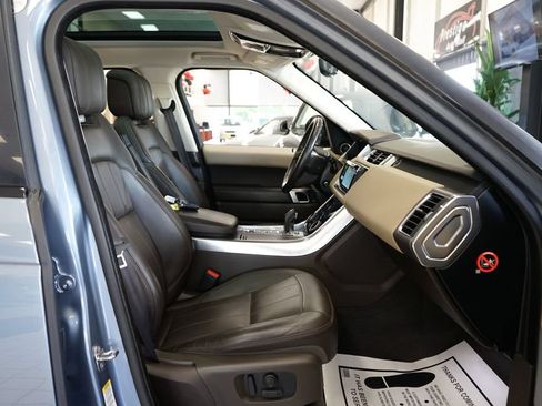 Used 2019 Land Rover Range Rover Sport HSE AWD/4WD image 46