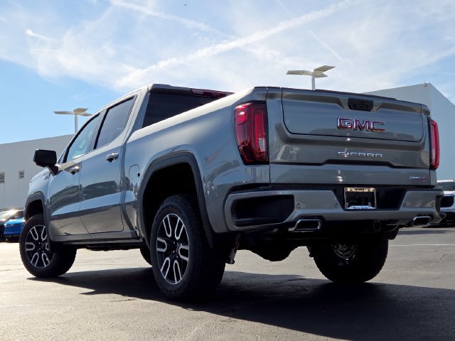 New 2026 GMC Sierra 1500 AT4 w/ Technology Package AWD/4WD image 17