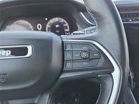 Used 2021 Jeep Grand Cherokee L Limited w/ MOPAR Finishing Package image 19