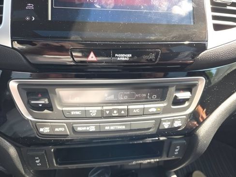 Used 2017 Honda Ridgeline Black Edition image 20