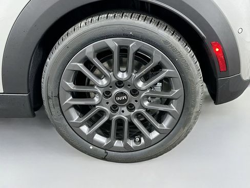 New 2026 MINI Cooper S image 22