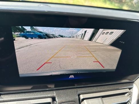Used 2025 Chevrolet TrailBlazer LT AWD/4WD image 30