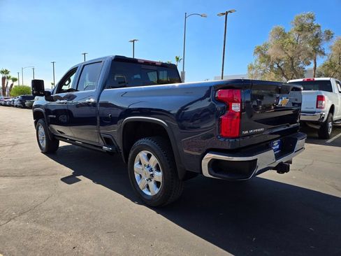 Used 2022 Chevrolet Silverado 2500 LTZ w/ LTZ Plus Package AWD/4WD image 4