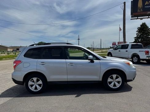 Used 2014 Subaru Forester 2.5i Limited AWD/4WD image 36