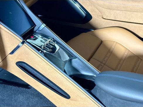 Used 2023 Ferrari Roma RWD image 16
