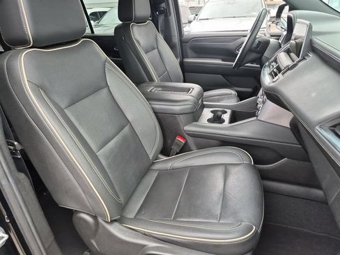 Used 2024 GMC Yukon SLT AWD/4WD image 21