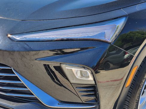 Used 2024 Buick Envista Preferred w/ Convenience I Package image 7