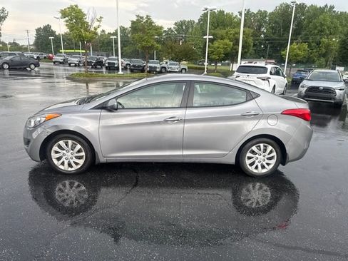 Used 2013 Hyundai Elantra GLS FWD image 4