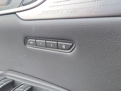 Used 2025 Cadillac XT5 Premium Luxury image 15