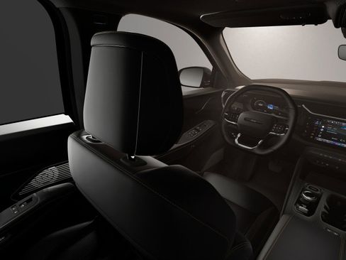 New 2026 Jeep Cherokee Limited image 8