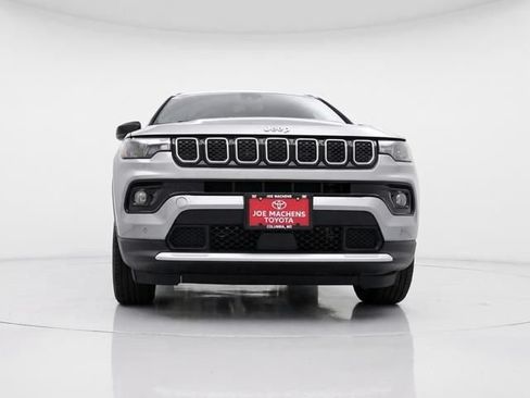 Used 2024 Jeep Compass Limited AWD/4WD image 34
