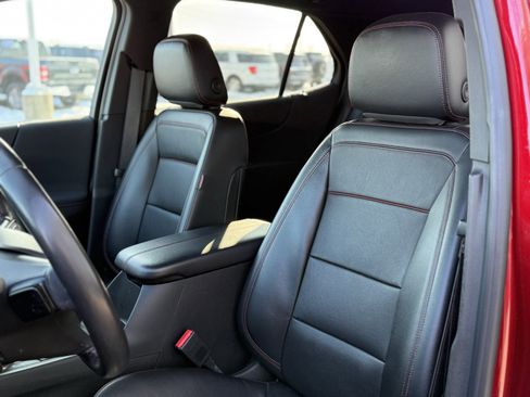 Used 2022 Chevrolet Equinox RS w/ RS Leather Package image 7