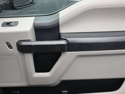 Used 2019 Ford F250 XL w/ Power Equipment Group AWD/4WD image 27