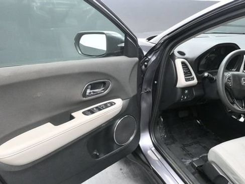 Used 2020 Honda HR-V EX image 18