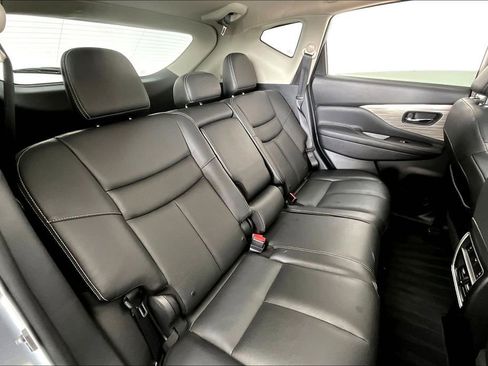 Used 2018 Nissan Murano Platinum image 32