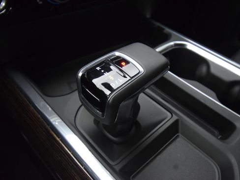 Used 2023 GMC Sierra 1500 Elevation w/ X31 Off-Road Package AWD/4WD image 29
