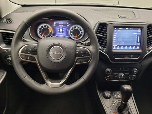 Used 2022 Jeep Cherokee Latitude Lux w/ Sun & Sound Group AWD/4WD image 22