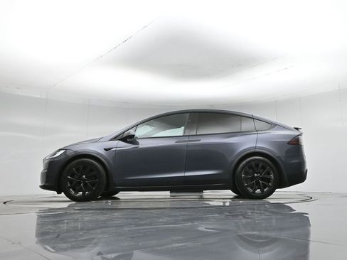 Used 2023 Tesla Model X image 6