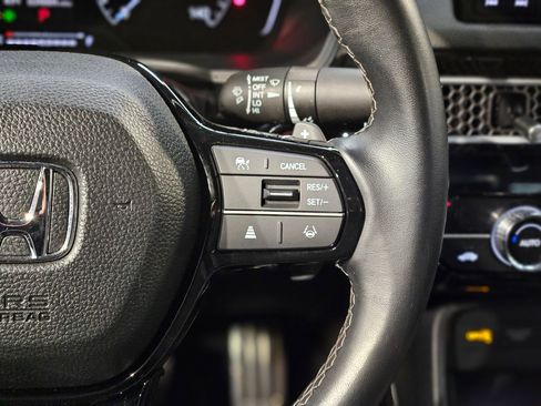 Used 2025 Honda Civic Sport image 29