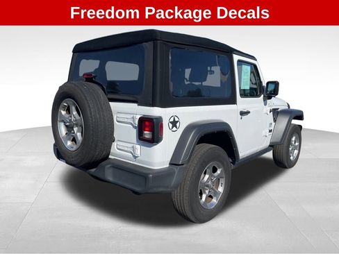 Used 2021 Jeep Wrangler Sport image 5