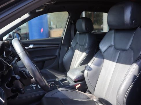 Used 2018 Audi SQ5 Premium Plus w/ S Sport Package AWD/4WD image 10