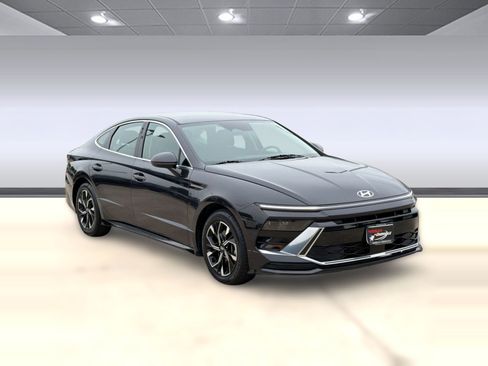 Used 2024 Hyundai Sonata SEL FWD image 7