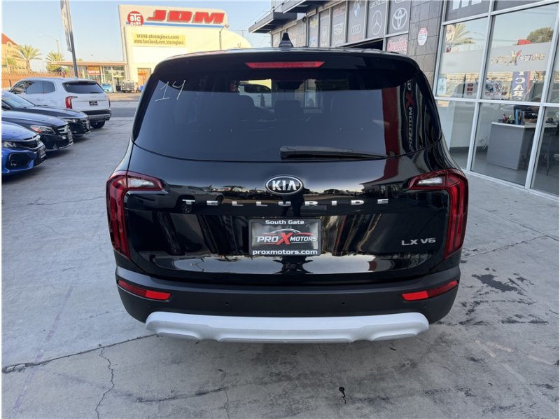Used 2020 Kia Telluride LX FWD image 5