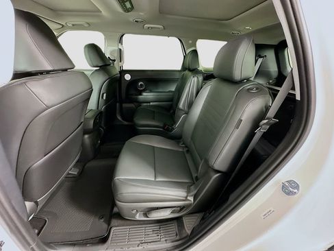 New 2026 Hyundai Palisade Limited FWD image 17