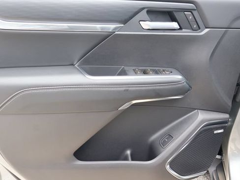 New 2026 GMC Acadia Elevation w/ Elevation Premium Package AWD/4WD image 13