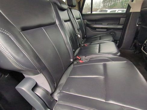 Used 2024 Ford Expedition Max XLT image 33