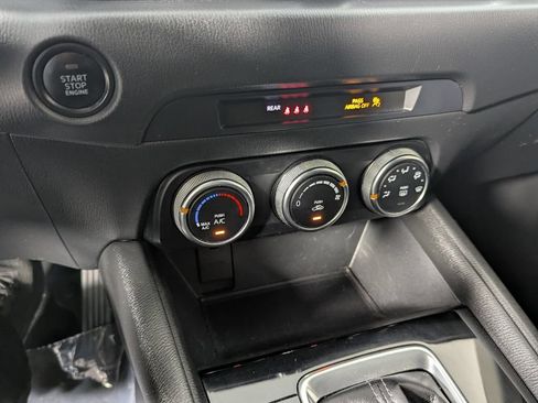 Used 2019 MAZDA CX-5 Sport FWD image 19