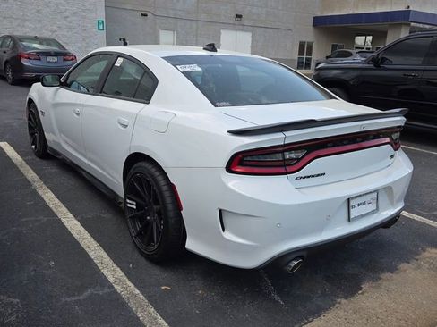 Used 2020 Dodge Charger R/T w/ Blacktop Package image 4