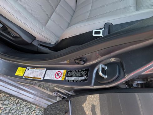 Used 2018 Lexus ES 350 w/ Luxury Package w/Wood Trim FWD image 15