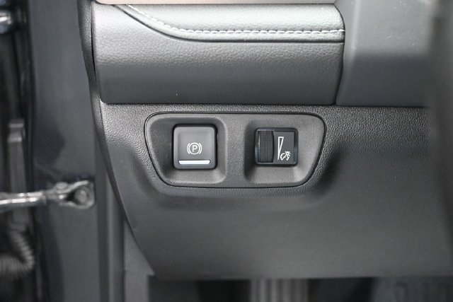 Used 2020 GMC Acadia Denali AWD/4WD image 11